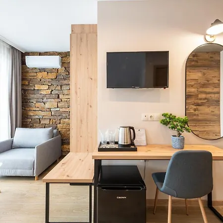 Ξενοδοχείο камъните 3*