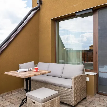 камъните Hotell 3*