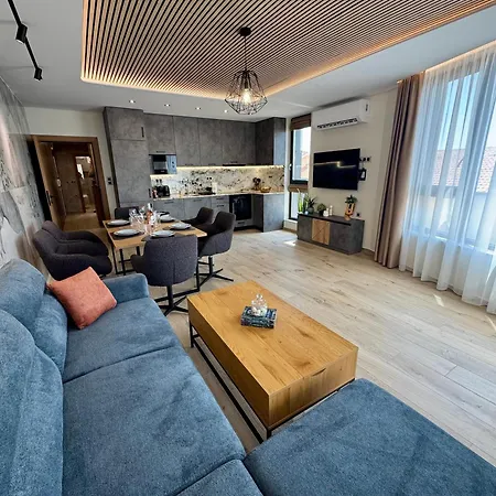 فندق камъните 3*