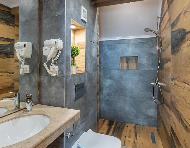 Hotel камъните 3*