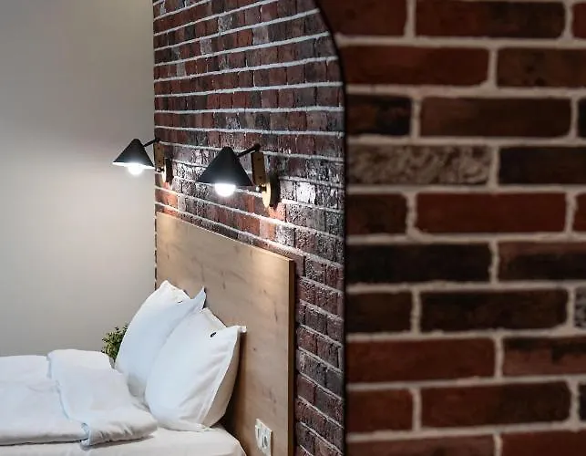 камъните Hotel 3*